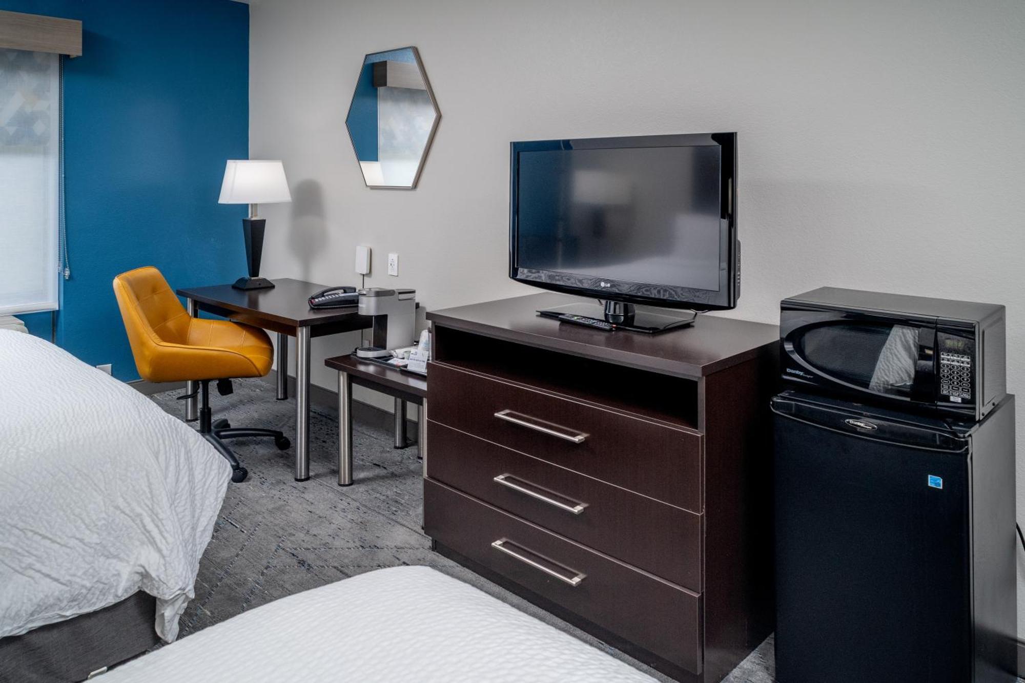 Holiday Inn Express & Suites Cross Lanes By Ihg Eksteriør bilde