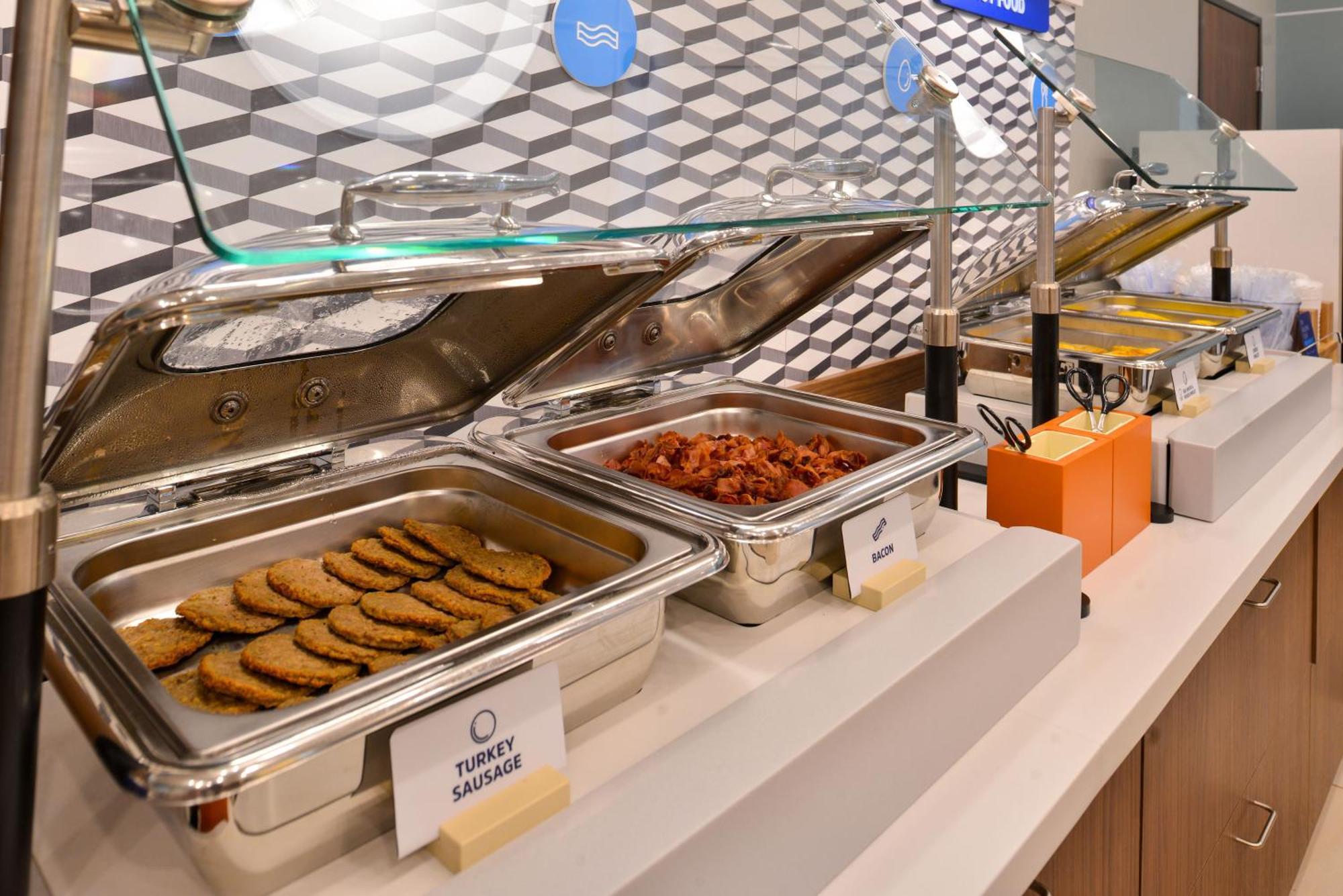 Holiday Inn Express & Suites Cross Lanes By Ihg Eksteriør bilde