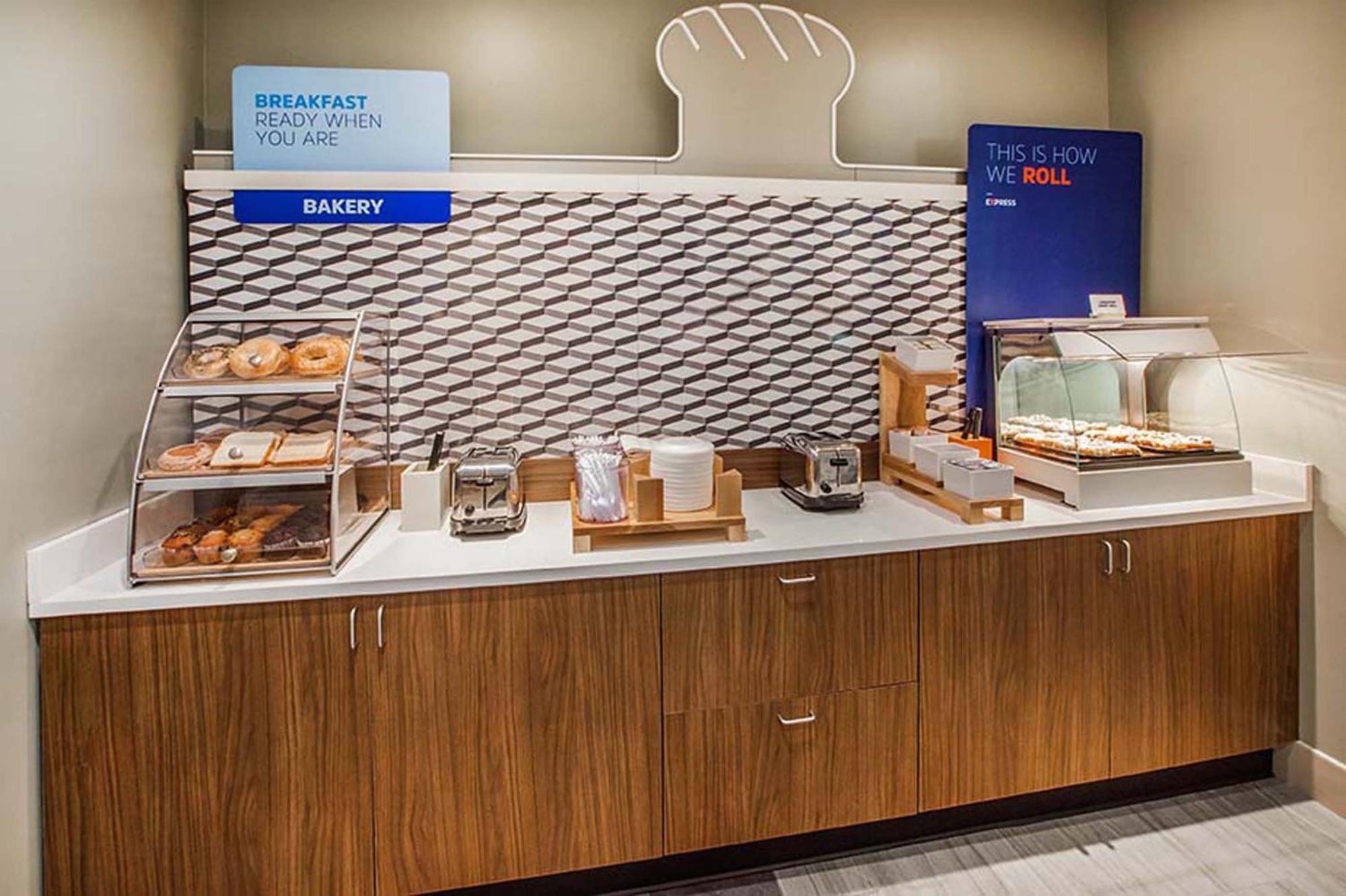 Holiday Inn Express & Suites Cross Lanes By Ihg Eksteriør bilde
